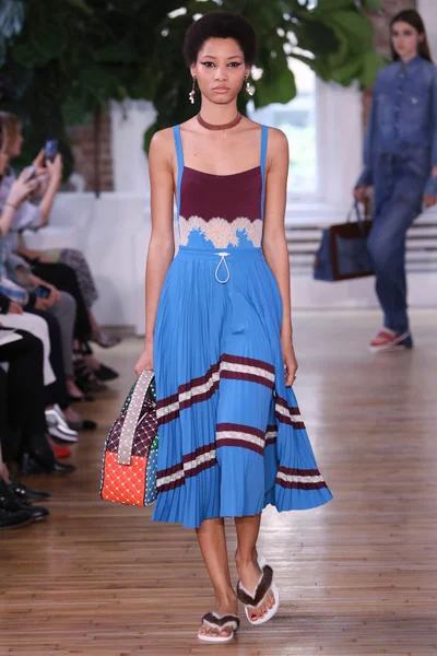 Look 55